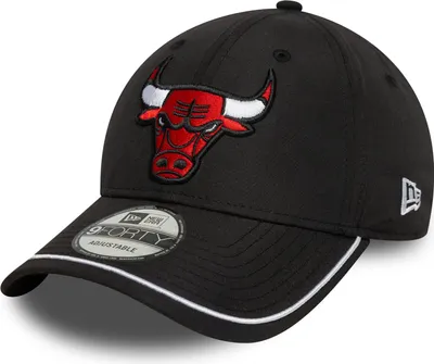 Produktbild von New Era NBA 9FORTY Cap Piping Chicago Bulls black