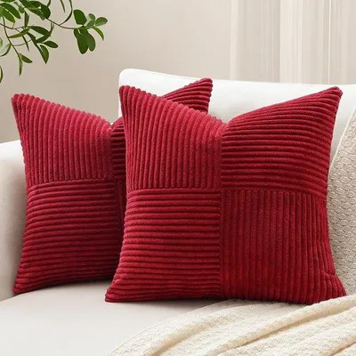 Obrázek produktu pro Sada dvou dekorativních povlaků na polštáře Unyqoos®, rozměr 60 x 60 cm, vyrobené z měkké bavlny, s proužkovaným vzorem, skryté zapínání na zip, bez výplně
