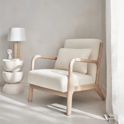 Produktbild von sweeek - Skandinavischer Sessel aus Holz mit strukturiertem Bouclé-Bezug - Beige