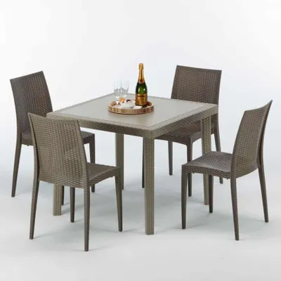 Produktbild von Polyrattan Tisch Quadratisch mit 4 Bunten Stühlen 90x90 Beige Elegance