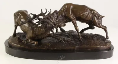Produktbild von Casa Padrino Luxus Bronzefiguren Kämpfende Hirsche Bronze / Schwarz 43,3 x 20,6 x H. 18 cm - Luxus Qualität