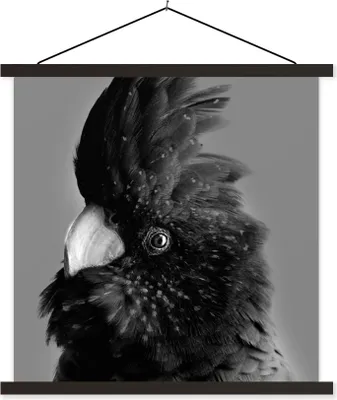 Produktbild von MuchoWow® Textilposter Nahaufnahme eines Kakadus vor gelbem Hintergrund - schwarz und weiß 120x120 cm mit schwarzem Rahmen - Aufhängungsset