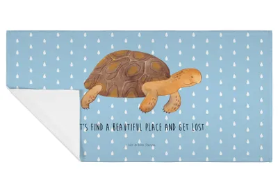 Produktbild von Mr. & Mrs. Panda Handtuch Schildkröte Marschieren - Blau Pastell - Geschenk, Lieblingsmensch, Schildkröten, gesichtstuch, frottee, Motivation, Flauschtuch, Meer, 50x100
