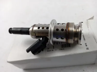 Image de Injecteur de carburant pour PSA C4, C5, 308, 508, moteur diesel 2.0/2.2, référence 9801187080