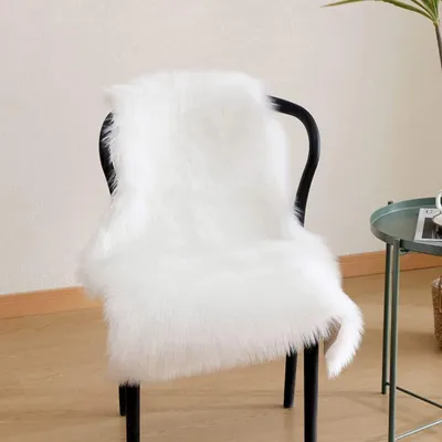 Produktbild von Flauschiger Schafsfell Teppich, Weiß, 50 x 80 cm, Kunstfell, fuer Schlafzimmer