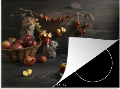 Produktbild von KitchenYeah© Herdabdeckplatte Stilleben mit Hamstern, die Äpfel trocknen , 58x51cm, Küche Deko, Glaskeramikkochfeld Herdabdeckung, Abdeckplatte fùr Kochfeld