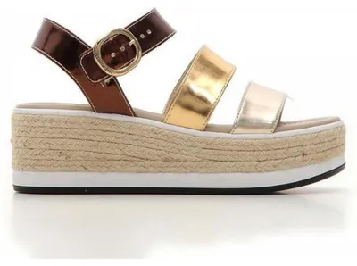 Produktbild von Nero Giardini Plateau Sand. gold/braun Sandale Gold in Gr. 38