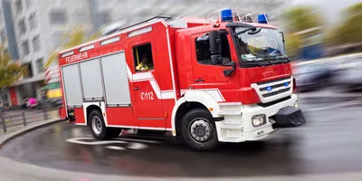Produktbild von Tulup® Leinwandbild - 120x60 cm - Wandkunst - Drucke auf Leinwand - Leinwanddruck - Fahrzeuge - Rot - Feuerwehrwagen