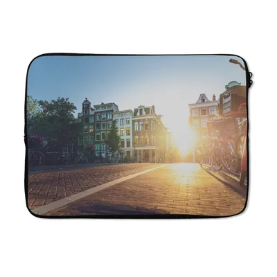 Produktbild von MuchoWow® Laptop Hülle 14 ZollAmsterdam - Jordaan - Fahrrad Laptoptasche - Laptoptasche - Stoßsicher - Schutzhaube