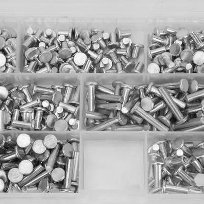 Produktbild von Solides Aluminium-Rivettenset - 350 Stück Multi-Format M4 Flachkopf-Rivetten 4/6/8/10/12/16/20mm