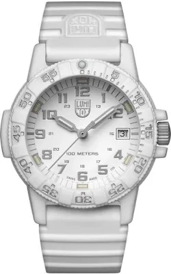 Productafbeelding van Luminox XS.0307.WO horloge, geïnspireerd door de Lederschildpad. Voeding: Batterij