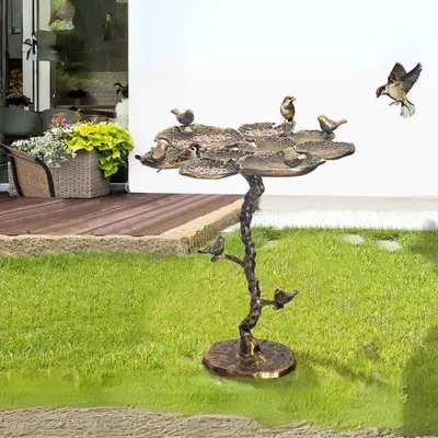Produktbild von Wetterfester Beistelltisch Vogeltränke PAJORO 65cm antik-messing