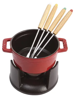 Obrázek produktu pro Sada na fondue STAUB, včetně 4 vidliček, litinová, 16 cm, objem 0,25 l, vhodná pro sýr, čokoládu a další