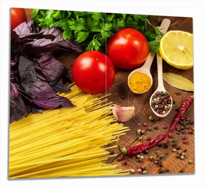 Produktbild von Wallario Herdabdeckplatte aus Glas, Größe 60 x 52 cm 2-teilig, Motiv Italienisches Menü mit Spaghetti, Tomaten, Basilikum und Gewürzen