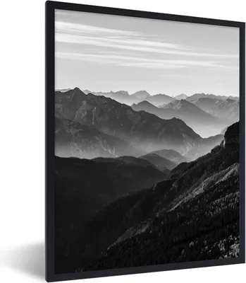 Produktbild von MuchoWow® Gerahmtes Poster Berge - Natur - Nebel 60x80 cm - Poster mit Schwarzem Bilderrahmen Wandposter Rahmen Foto Bilder - Premium - Wanddeko Wohnzimmer
