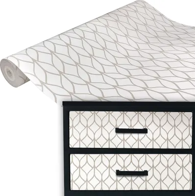 Produktbild von Klebefolie Möbel 45x100 cm - Hana Grau - Selbstklebende Möbelfolie in Deko-Stil - Folie für Möbel ideal zum Renovieren von Schränken, Türen und Arbeitsplatten