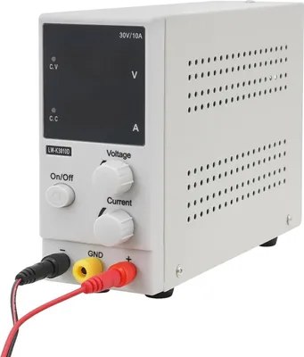 Obrázek produktu pro Laboratorní napájecí zdroj – stolní napájecí zdroj K3010D DC – 30 V, 10 A – nastavitelné napětí/proud – 4místný displej – zástrčka EU 220 V, 50 Hz – bílá