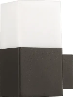 Imagen del producto de Lámpara de pared para jardín Goldlux, modelo New York, con protección IP44 y código de producto 304612