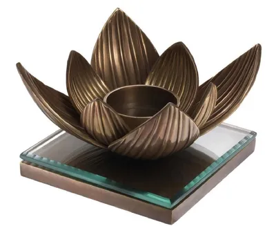 Produktbild von Casa Padrino Luxus Teelichthalter Lotusblume Vintage Messingfarben 16 x 16 x H. 10,5 cm - Deko Accessoires