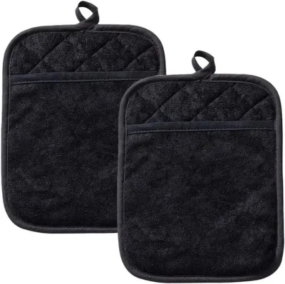Produktbild von Set mit 2 schwarzen Baumwoll-Ofenhandschuhen (17,2 x 22,4 cm) inklusive Aufbewahrungsbeutel, rutschfest, zum Kochen und Backen