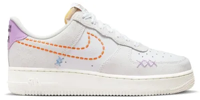 Produktbild von Nike Air Force 1 Low '07 SE Nike 101 (Women's) - EU 36