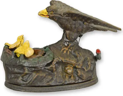 Produktbild von Ein gusseiserner Adler, der seine Adlerjungen füttert, mechanische Sparkasse Replikat Retro Design Dekoration