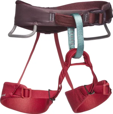 Momentum Harness Kids' von Black Diamond; roter Klettergurt für Kinder mit verstellbaren Beinschlaufen und Hüftgurt.