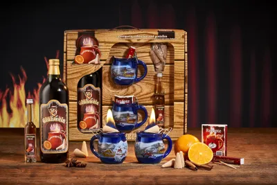 Produktbild von Feuerzangentasse Geschenkset | Schatzkiste | Blau/Winter