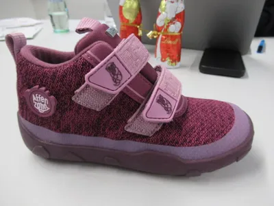 Produktbild von Affenzahn Knit Happy Otter Klettschuh Lila