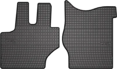 Image de OMAC Tapis de Sol pour Mercedes 814 1983-1998 Caoutchouc Noir
