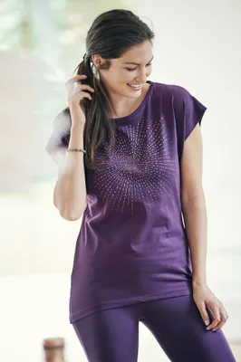 Produktbild von Yoga-T-Shirt Batwing „sunray“ - berry/copper
