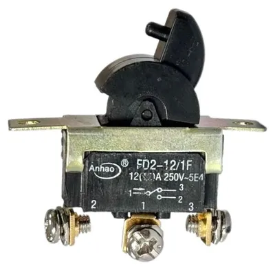 Produktbild von Trade-Shop Schalter Switch Fräsenschalter kompatibel mit Makita 3612, 3612C, RP2303FC, RP1080, RP1801, RP1801F, RP2301FC Oberfräse