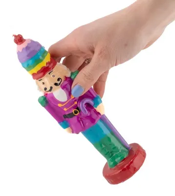Obrázok produktu pre Sviečka HomeBound s motívom farebného cínkového vojaka