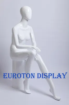 Image de XF17-B beau mannequin abstrait laqué blanc-brillant femme "sans visage "