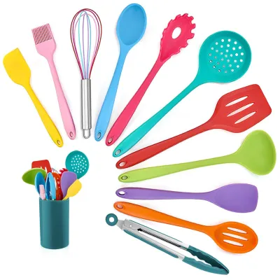 Image de Omgoods - Ensemble de 12 ustensiles de cuisine en silicone, comprenant un dessous de plat