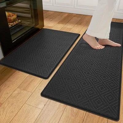Productafbeelding van Zwarte keukenvloermat set, 44x75 cm en 44x150 cm, voor comfort en veiligheid