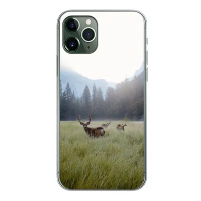 Produktbild von MuchoWow® Handyhülle Schutzhülle Hülle für iPhone 11 Pro Wald - Hirsche - Nebel Silikon Softcase Handy Hülle - Handy