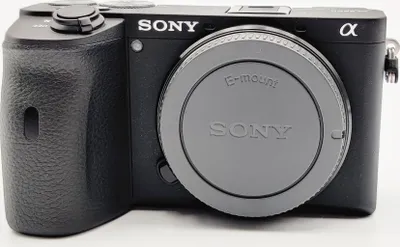 Obrázok produktu pre Fotoaparát SONY 24,2 MP 3'' LCD 4K HDMI EXMOR APS-C CMOS NFC WiFi 1 objektív ILCE6600MB