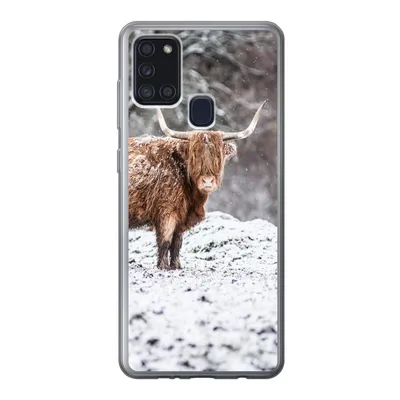 Produktbild von MuchoWow® Handyhülle Schutzhülle Hülle für Samsung Galaxy A21s Schottischer Highlander - Baum - Schnee Silikon Softcase Handy Hülle - Hartschale