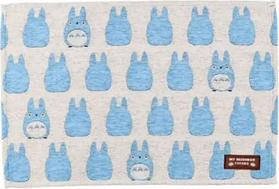 Image de Obrus z Myszką Totoro w kształcie sylwetki – 33 x 48 cm, 100% poliester