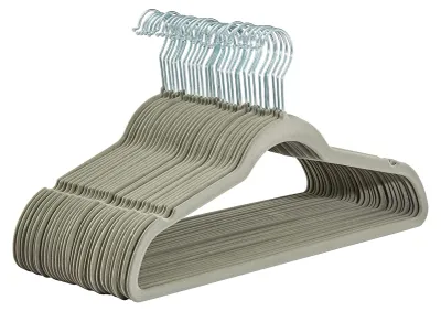 Productafbeelding van A. Basics: Dunne en antislip kledinghangers voor overhemden/pakken/jurken, verpakking van 30 stuks