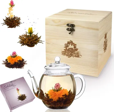 Produktbild von Creano Teeblumen - Mix Geschenkset Erblühtee mit 500ml Glaskanne in edler Holz-Dekobox - 6 verschiedene Teerosen in 3 Sorten (Schwarzer Tee)