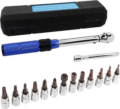 Produktbild von Famanu Drehmomentschlüssel 2-24 Nm - 15-teilig - 1/4 Zoll - mit Umschaltknarre
