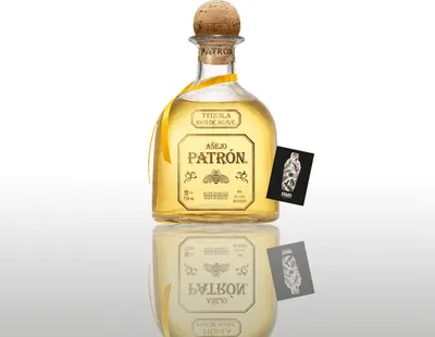 Produktbild von Patron Tequila Anejo 0,7L (40% vol.)- [Enthält Sulfite]