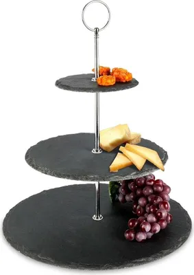 Image de Grès : trois niveaux pour les desserts et les entrées