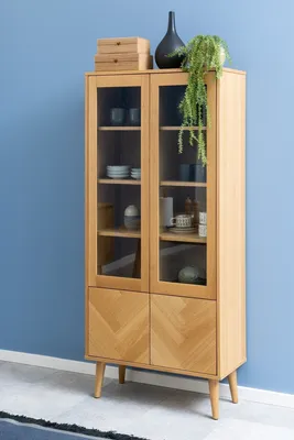 Produktbild von Glasvitrine >Nagano< in Eiche, MDF - 80x178x37cm (BxHxT)