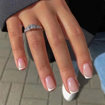 Image de 24 pièces Glossy Ongles Angulaires Blancs Ongles Artificiels Pour Femmes