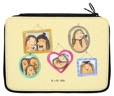 Produktbild von Mr. & Mrs. Panda Etui Igel Familie - Gelb Pastell - Geschenk, Bilder, Liebe, Bleistiftetui, Federmappe, Federtasche, für Stifte, Muttertag, Glück, Federmäppchen
