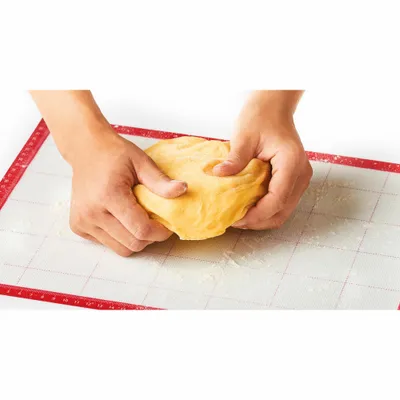 Obrázek produktu pro Mastrad Podložka na pečení, podložka na pečení, podložka na pečivo, silikonová podložka, silikonová, červená, 40 x 30 cm, F45810
