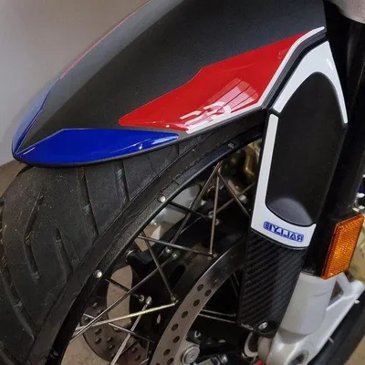 Zdjęcie produktu dla Folie ochronne do motocykli – naklejki z żywicy z efektem 3D
